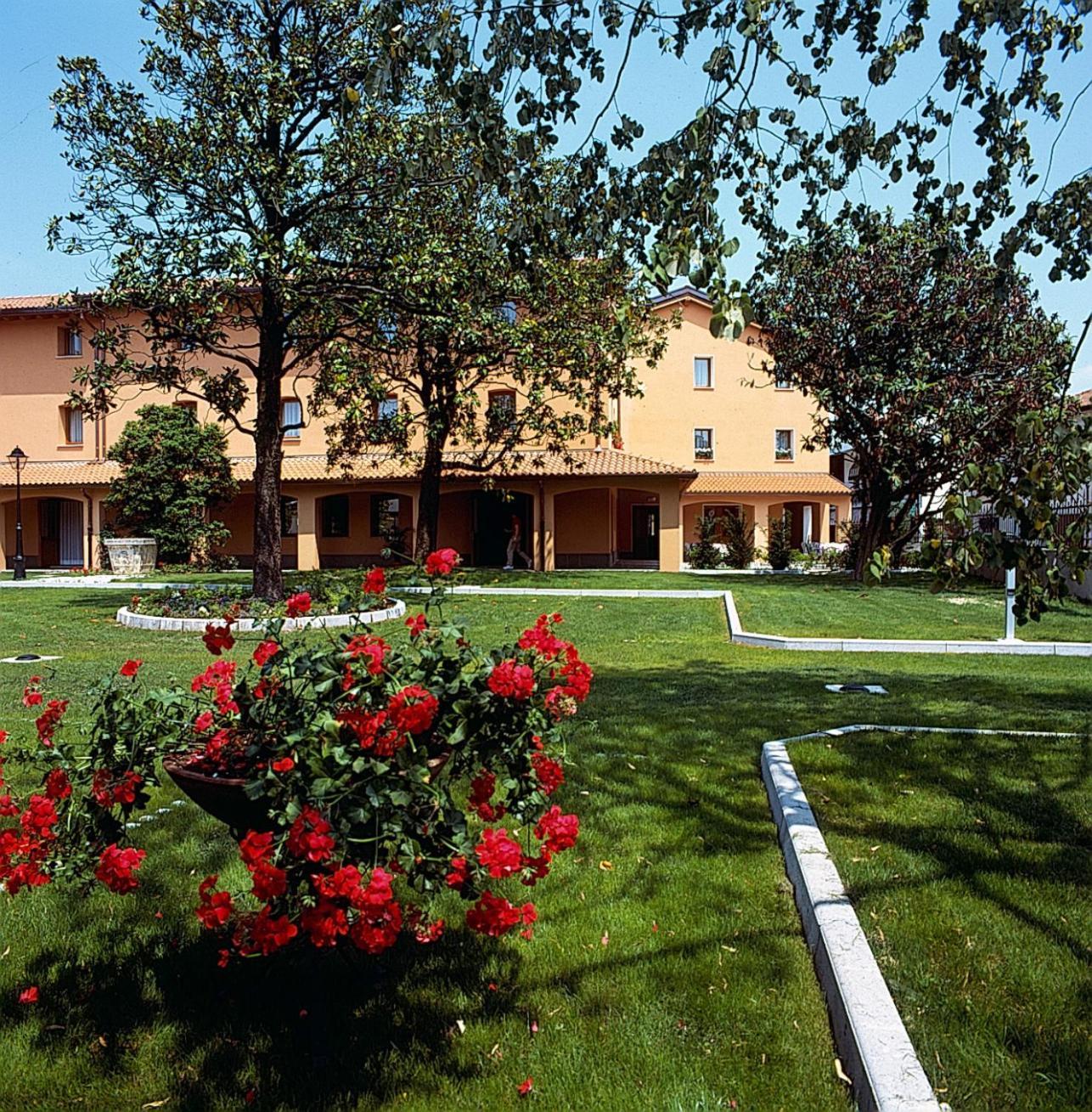 Hotel Dall'Ongaro Ghirano Exterior photo